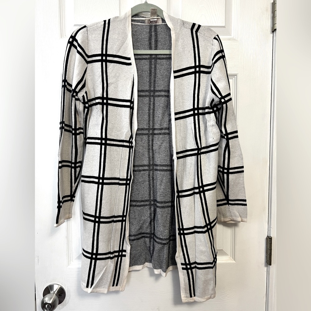 LOFT, Black and white cardigan, size SP